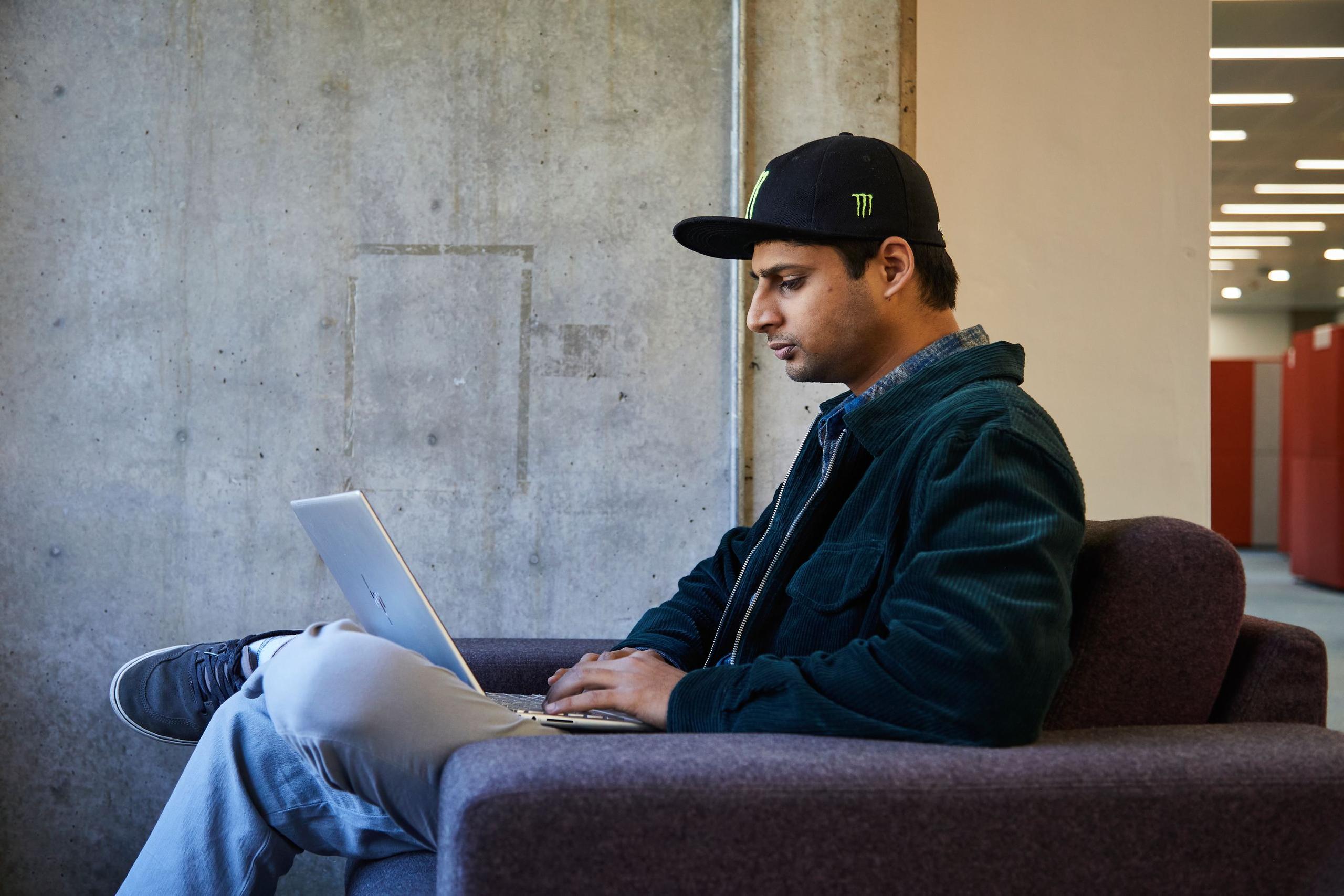 A Step-By-Step Guide to Writing a Standout Personal Statement (Webinar - November)